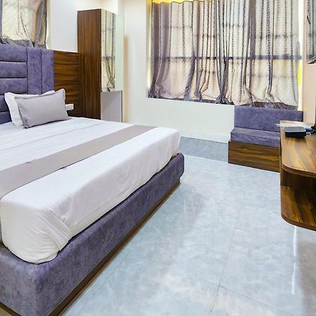 Hotel Nova Blue 阿穆达巴 外观 照片
