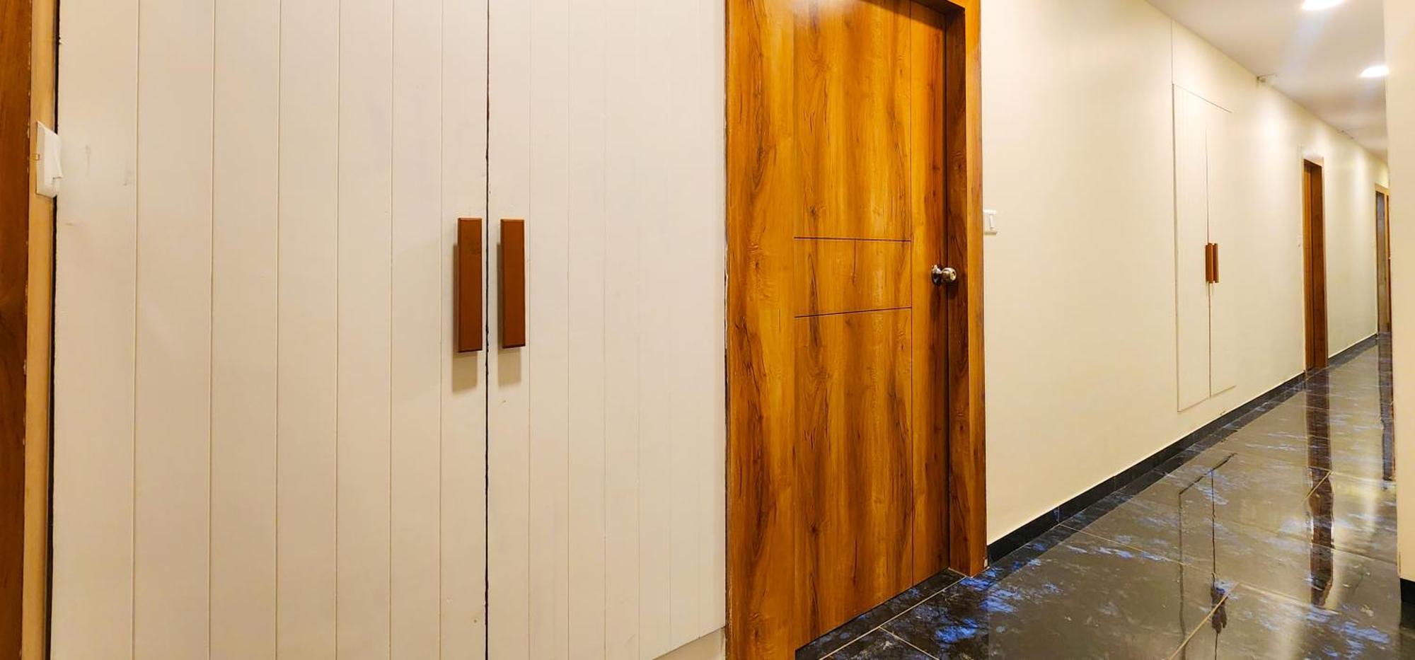 Hotel Nova Blue 阿穆达巴 外观 照片